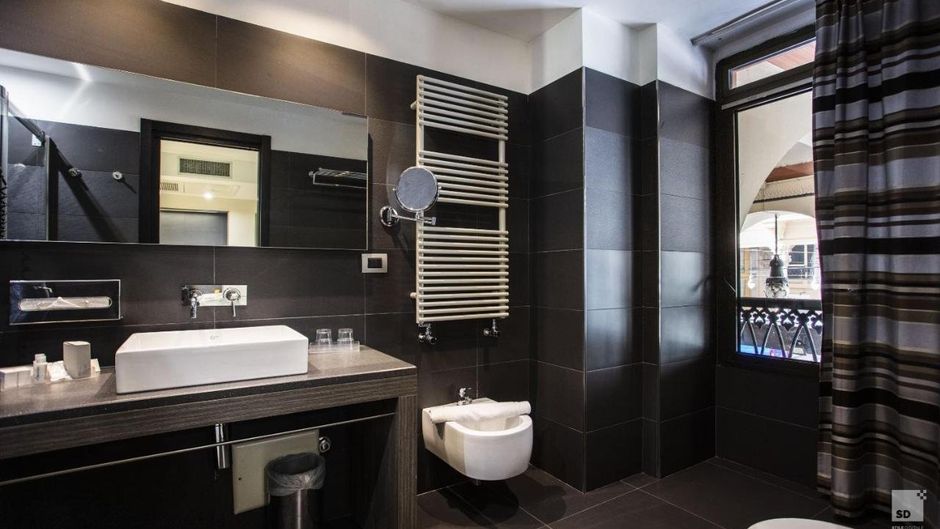 Diplomatic Hotel Room