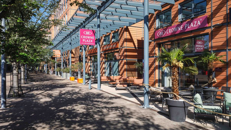 Crowne Plaza Lyon Cite Internationale Exterior
