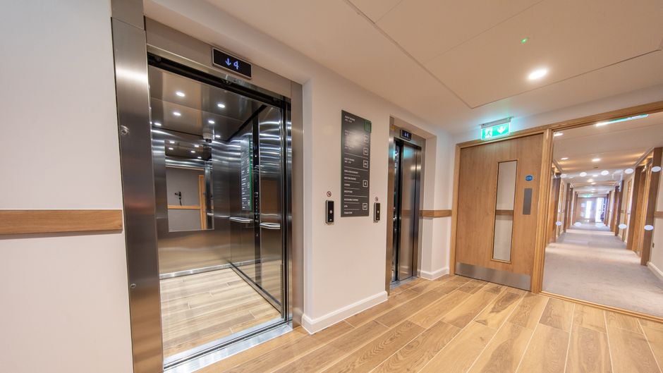 Holiday Inn Blackpool Lobby