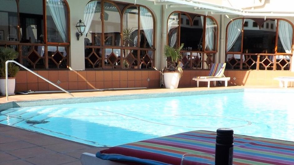Cumberland Hotel Worcester Pool