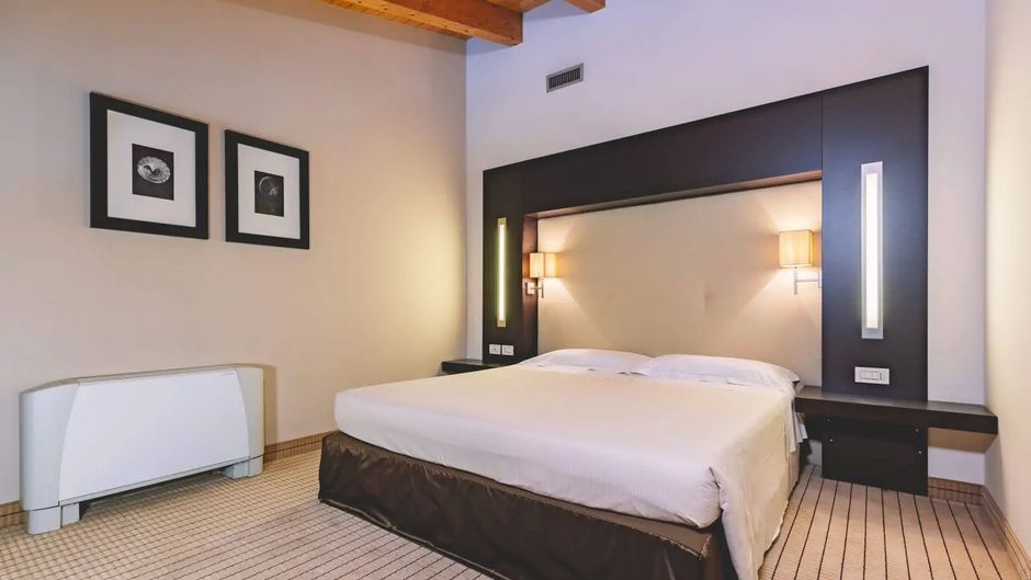 HVB Palace Hotel Resid Villa Bartolomea Room