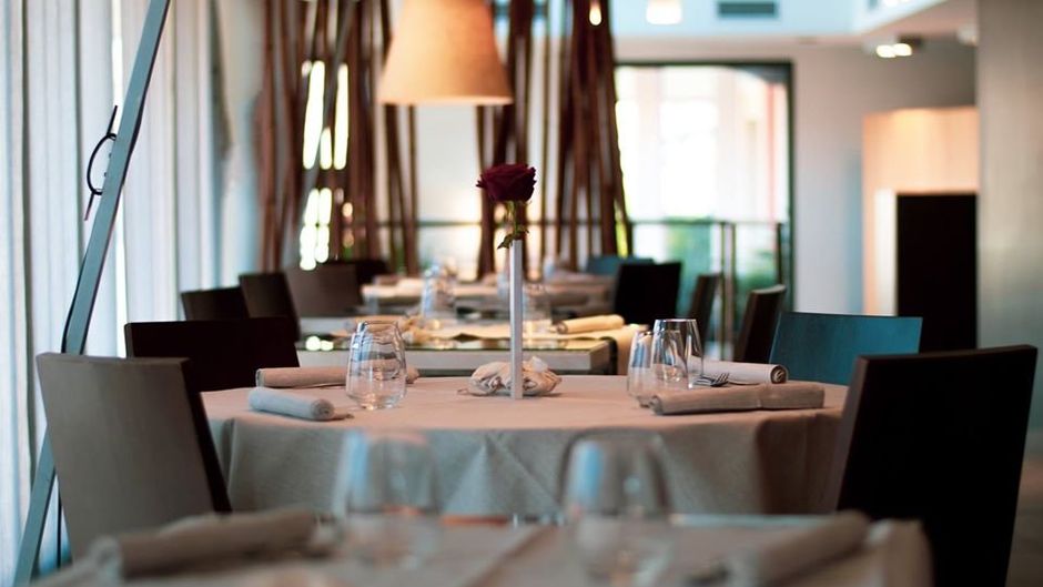Red's Redaelli Hotel Restaurant