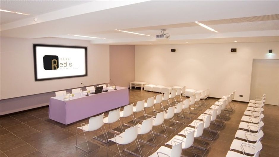 Red's Redaelli Hotel Meeting