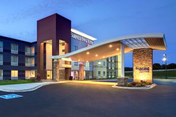 Fairfield Inn & Suites Madison West