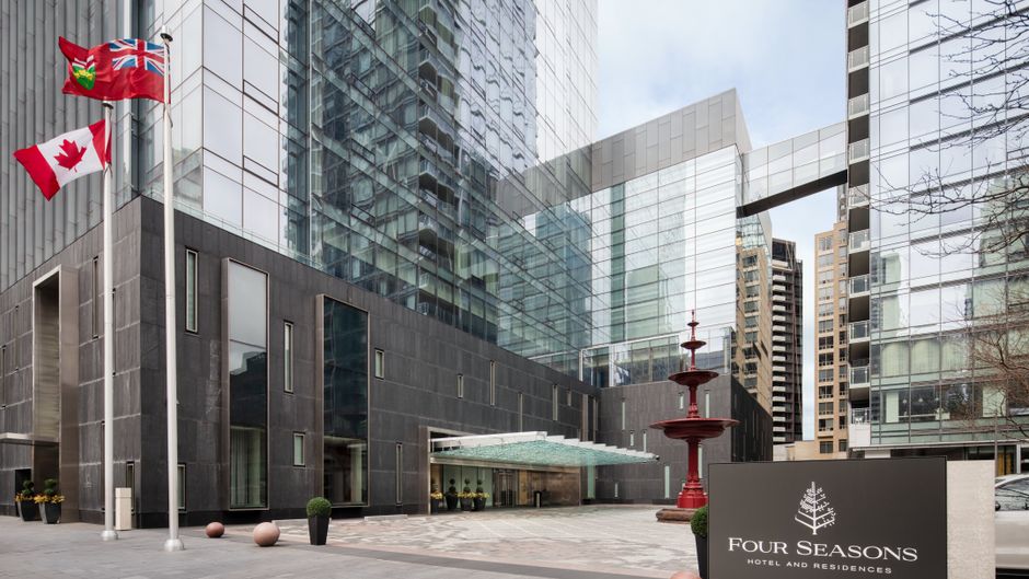 Four Seasons Hotel Toronto Exterior
