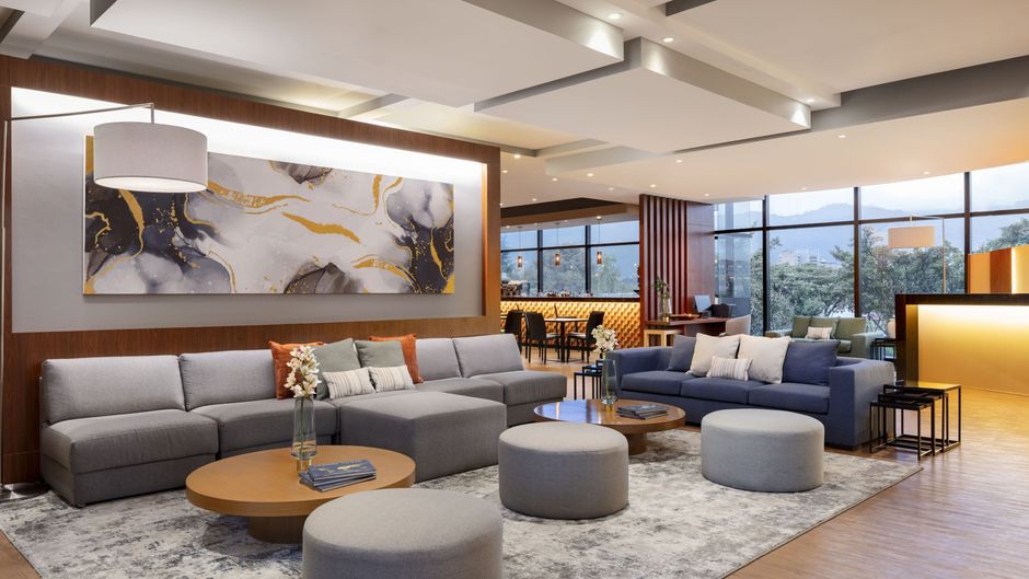 Fairfield by Marriott Bogota Embajada Lobby