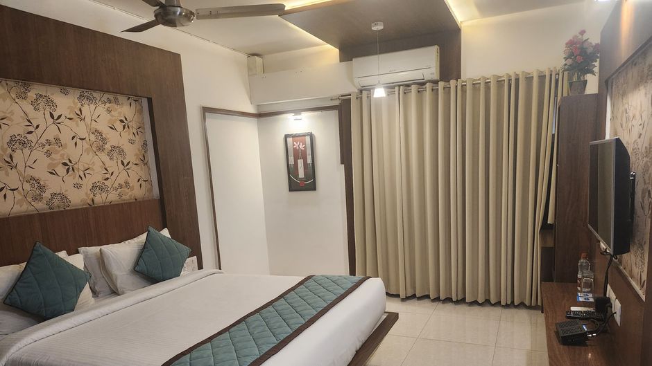 White Castle Bangalore Room