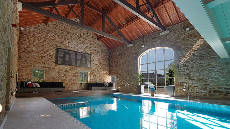 The Devonshire Arms Country House Hotel Pool
