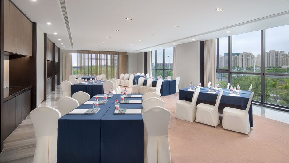 Holiday Inn Xiangshan Damu Bay Meeting