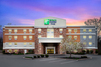 Holiday Inn Express & Suites Carmel Nort