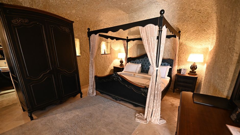 Seraphim Cave Cappadocia Suite