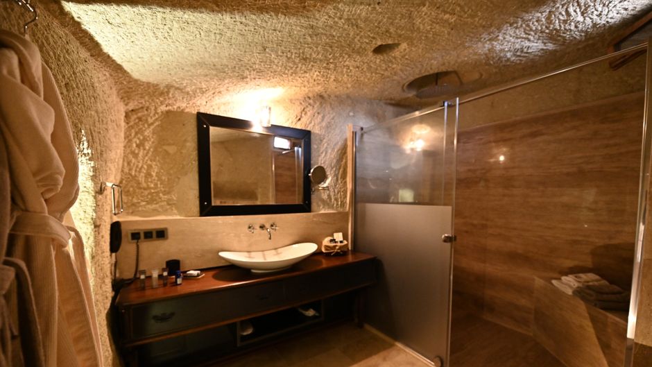 Seraphim Cave Cappadocia Room