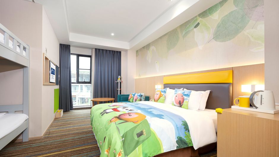 Holiday Inn Express Emei Mountain Suite