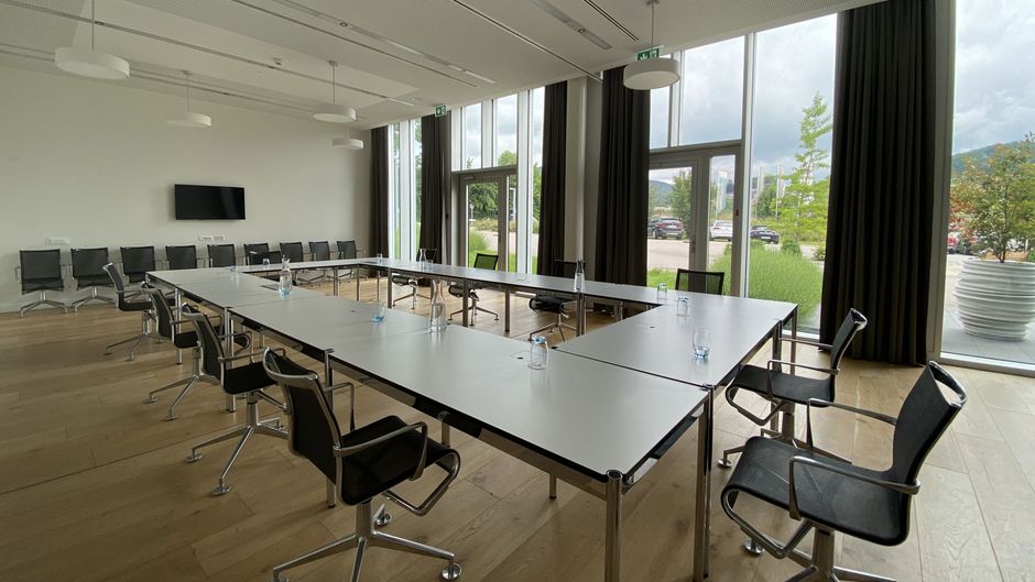 Modern Times Hotel, Vevey Meeting