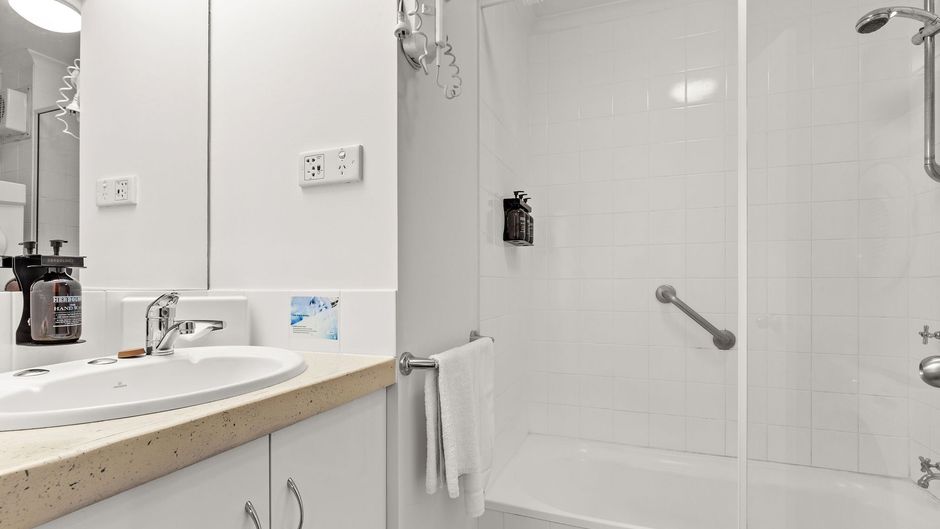Toowong Villas Room