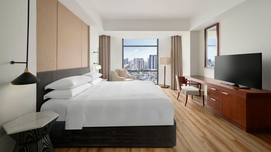 Sheraton Hanoi West Suite