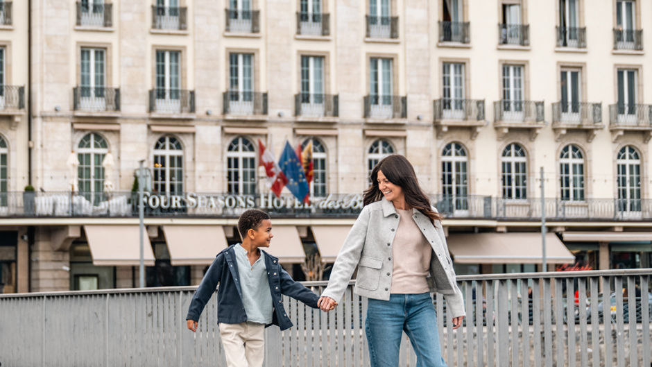 Four Seasons Hotel des Bergues Exterior