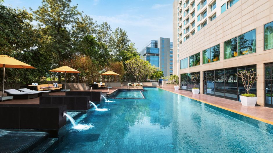 Le Meridien Gurgaon Delhi NCR Pool