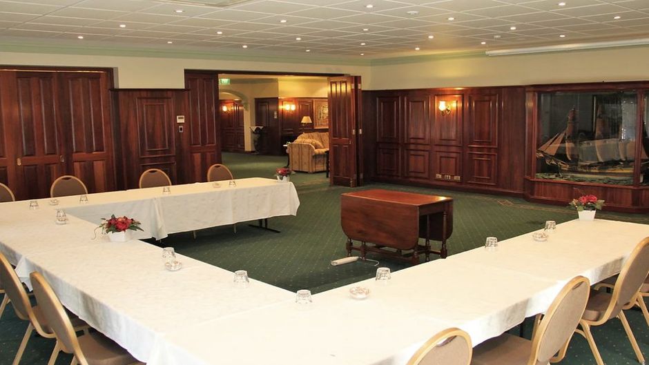 The Lawson Motor Inn Meeting