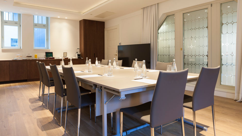 Kozmo Hotel Budapest Meeting