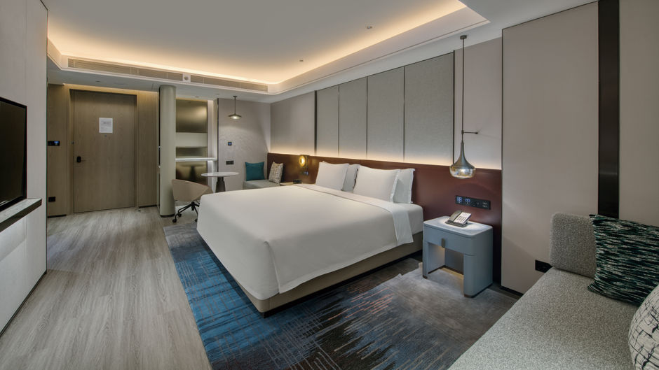 Crowne Plaza Weiyang Room