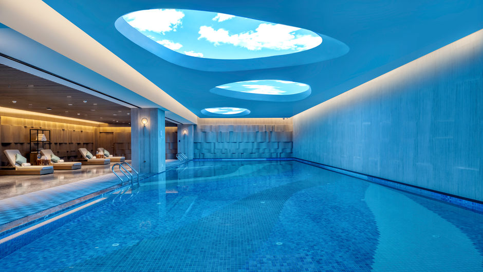 Crowne Plaza Weiyang Pool