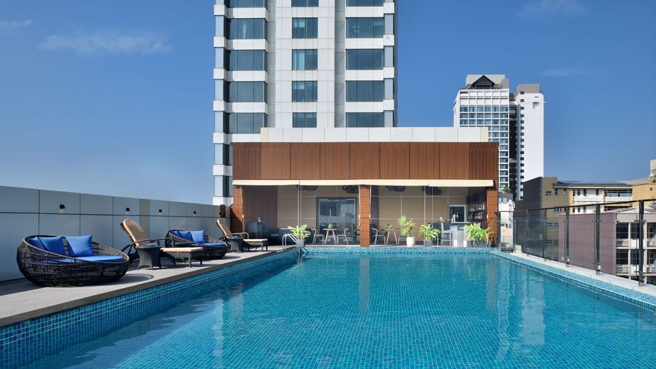Sheraton Colombo Hotel Pool