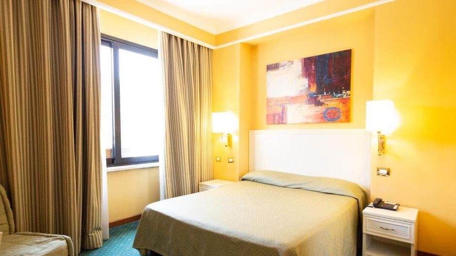 Cervara Park Hotel Room