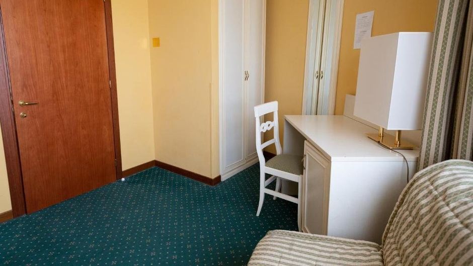 Cervara Park Hotel Room
