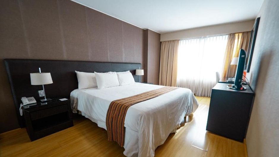 Amerian Cordoba Park Hotel Room