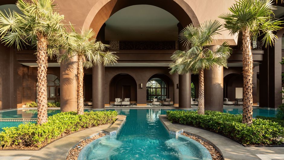 Marriott Executive Apartments Bangkok Pool