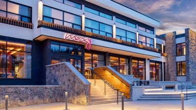 Moxy Banff