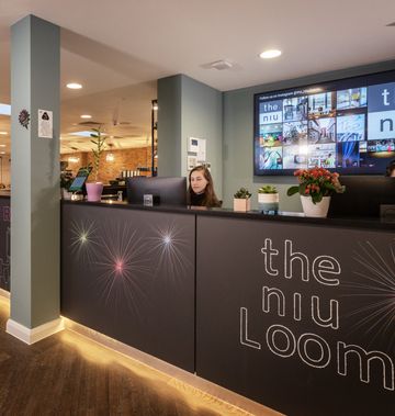 Holiday Inn the niu Loom