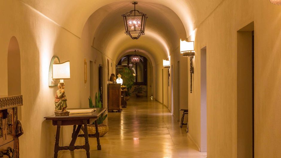 Monastero Santa Rosa Hotel & Spa Lobby