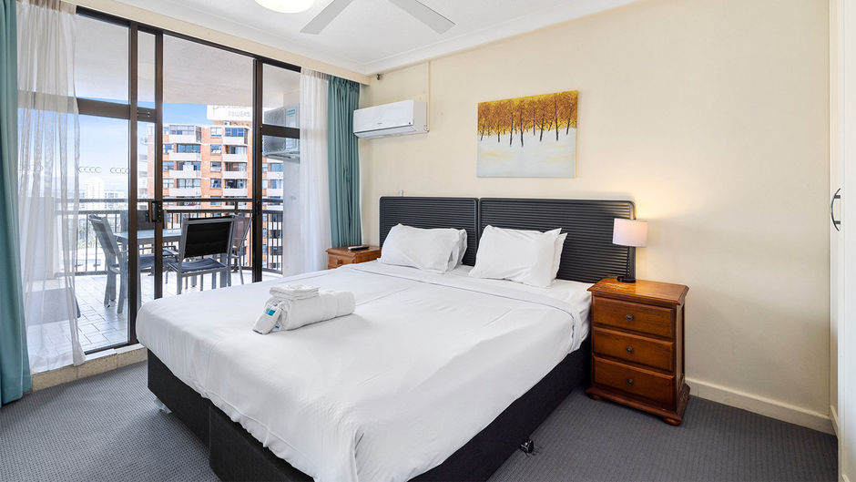 Beachcomber Resort Surfers Paradise Room