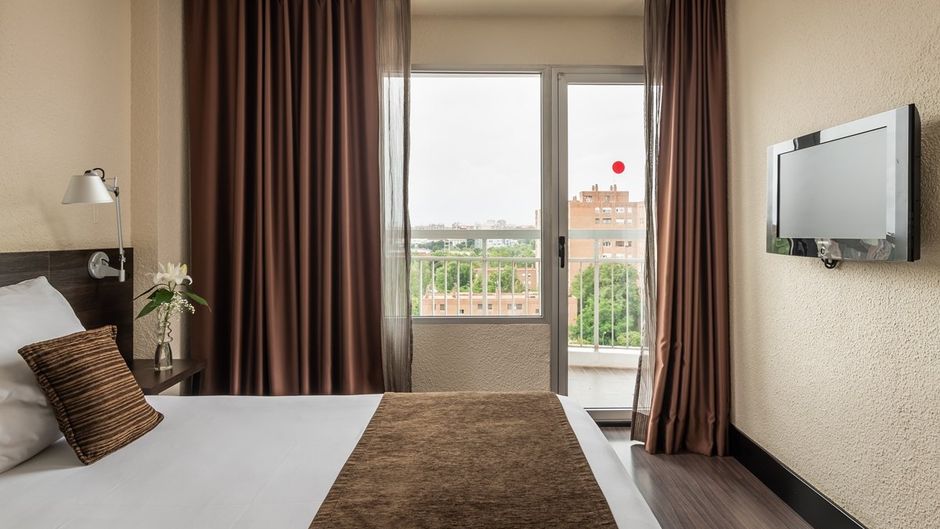 Hotel Medium Valencia Room