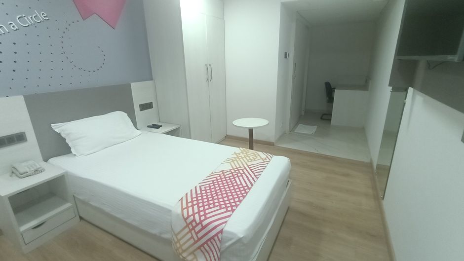 Ginger Vishakhapatnam Gajuwaka Room