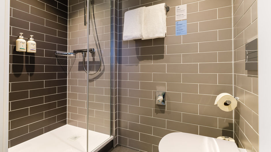 Holiday Inn Exp Poissy Room