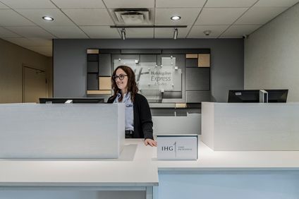 Holiday Inn Express & Suites