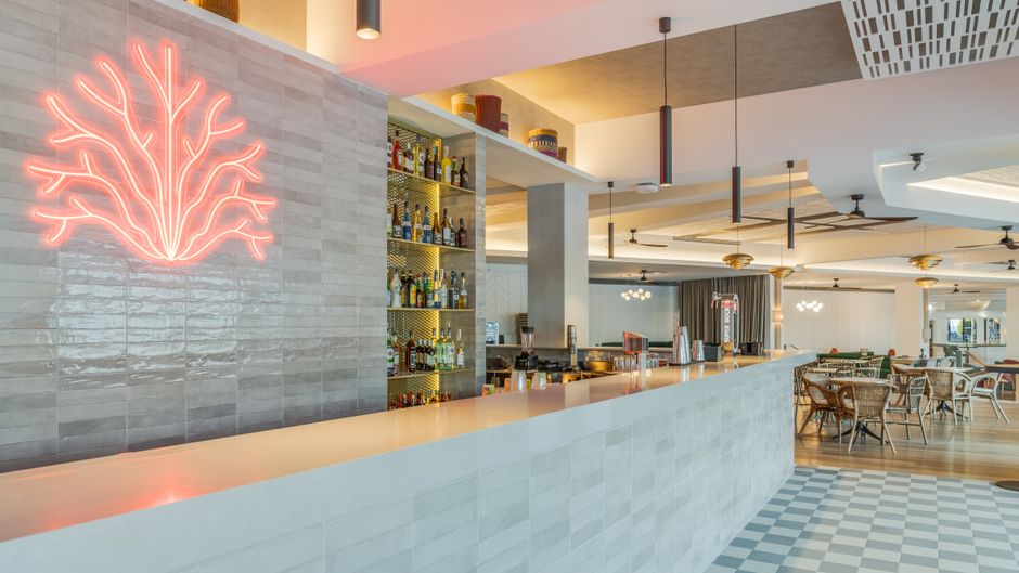 Pestana Delfim Beach & Golf Hotel Pool
