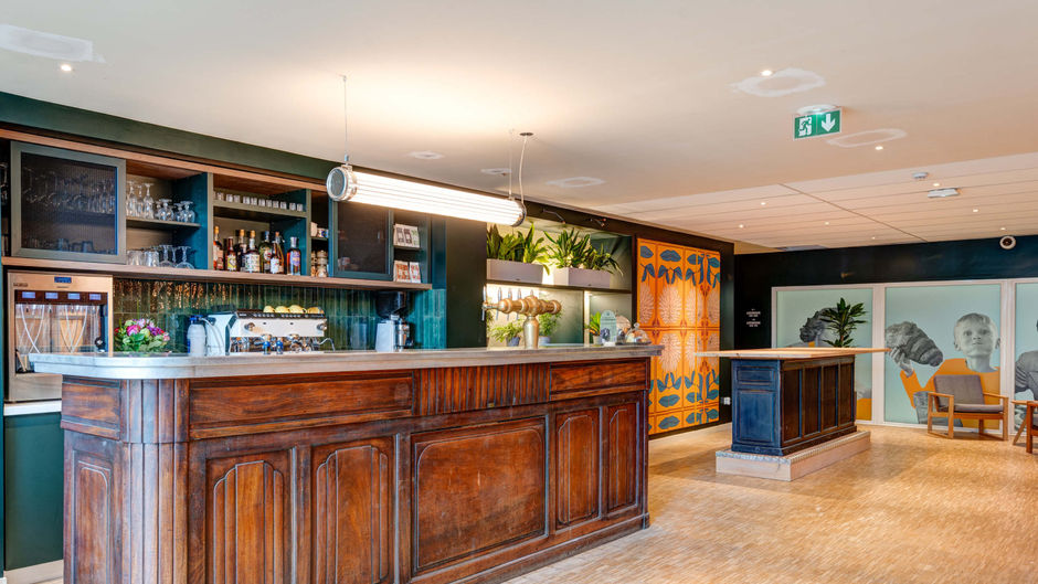 B&B HOTEL Paris Mairie de Saint-Ouen Restaurant