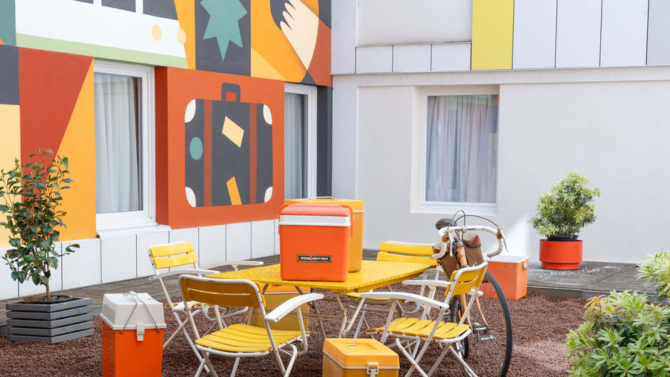 B&B HOTEL Paris Mairie de Saint-Ouen Exterior