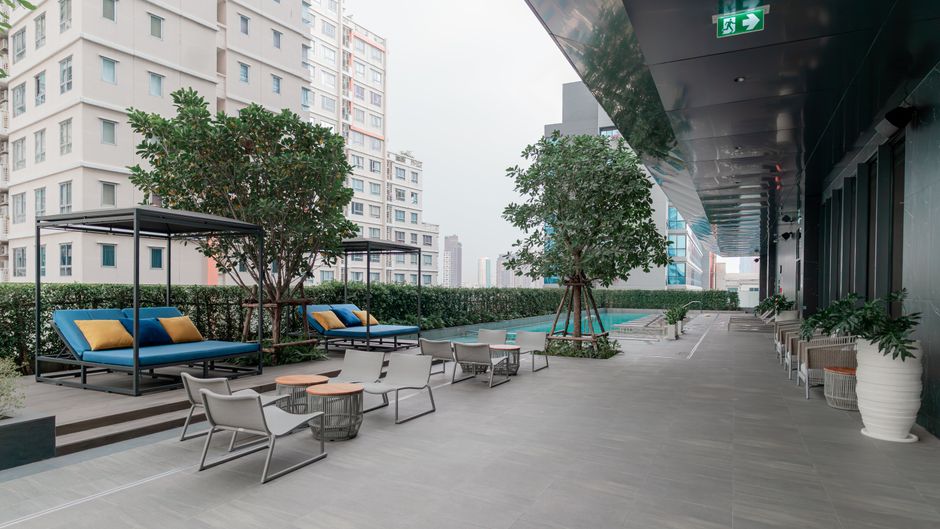 Staybridge Suites Sukhumvit Pool