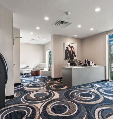 Holiday Inn Express & Suites LBV Area