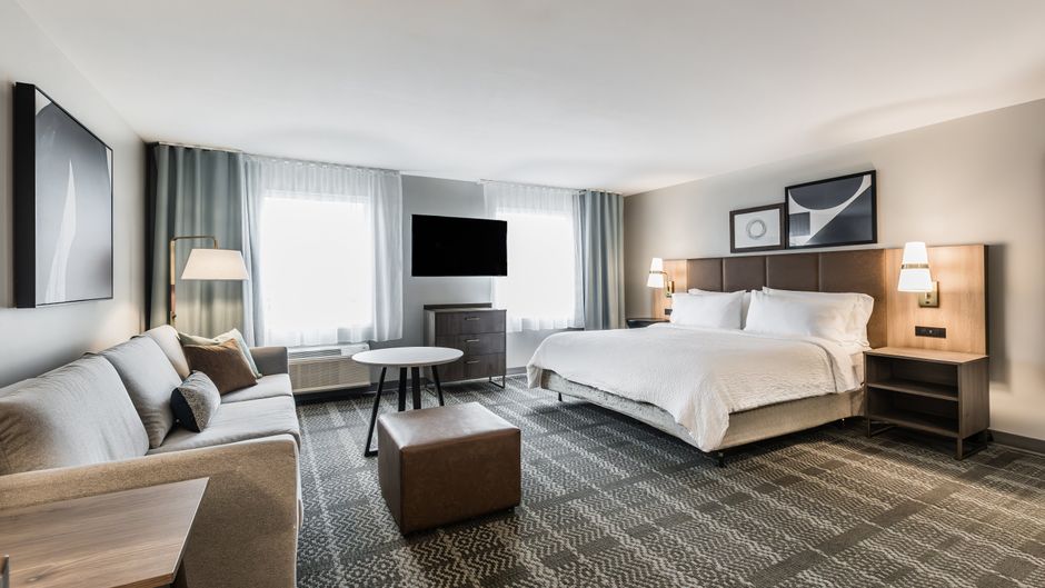 Staybridge Suites Dawson Creek Room