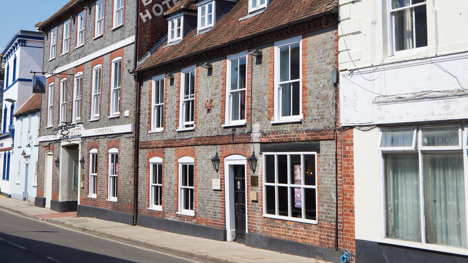 Bear Hotel Exterior