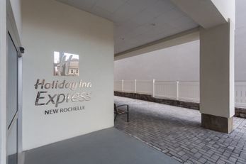 Holiday Inn Express New Rochelle