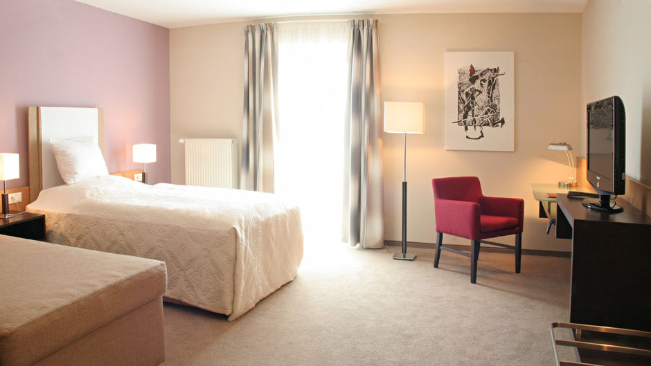 IMPIQ Hotel Room
