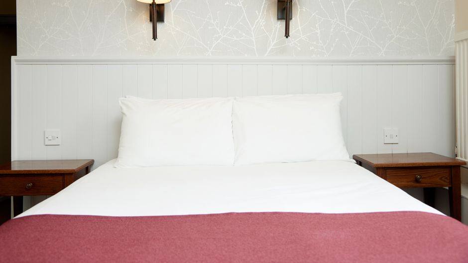Lamb Hotel Room