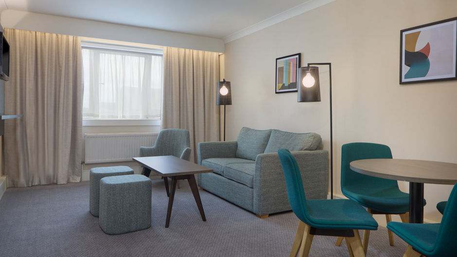 Holiday Inn Bolton Suite